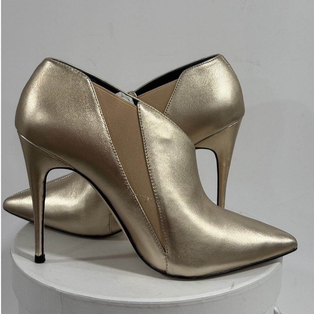 GUESS Ondrea Pointed Toe Pumps Stiletto Heels Metallic Leather Glam Size 7 M